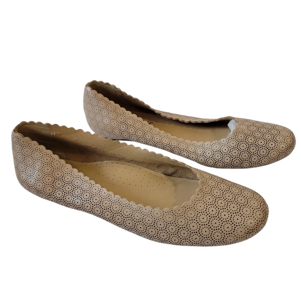 TOOTSIES Luxury Women's Favorated Ballet Flat Tan Sz 10M Leather Casual Comfort